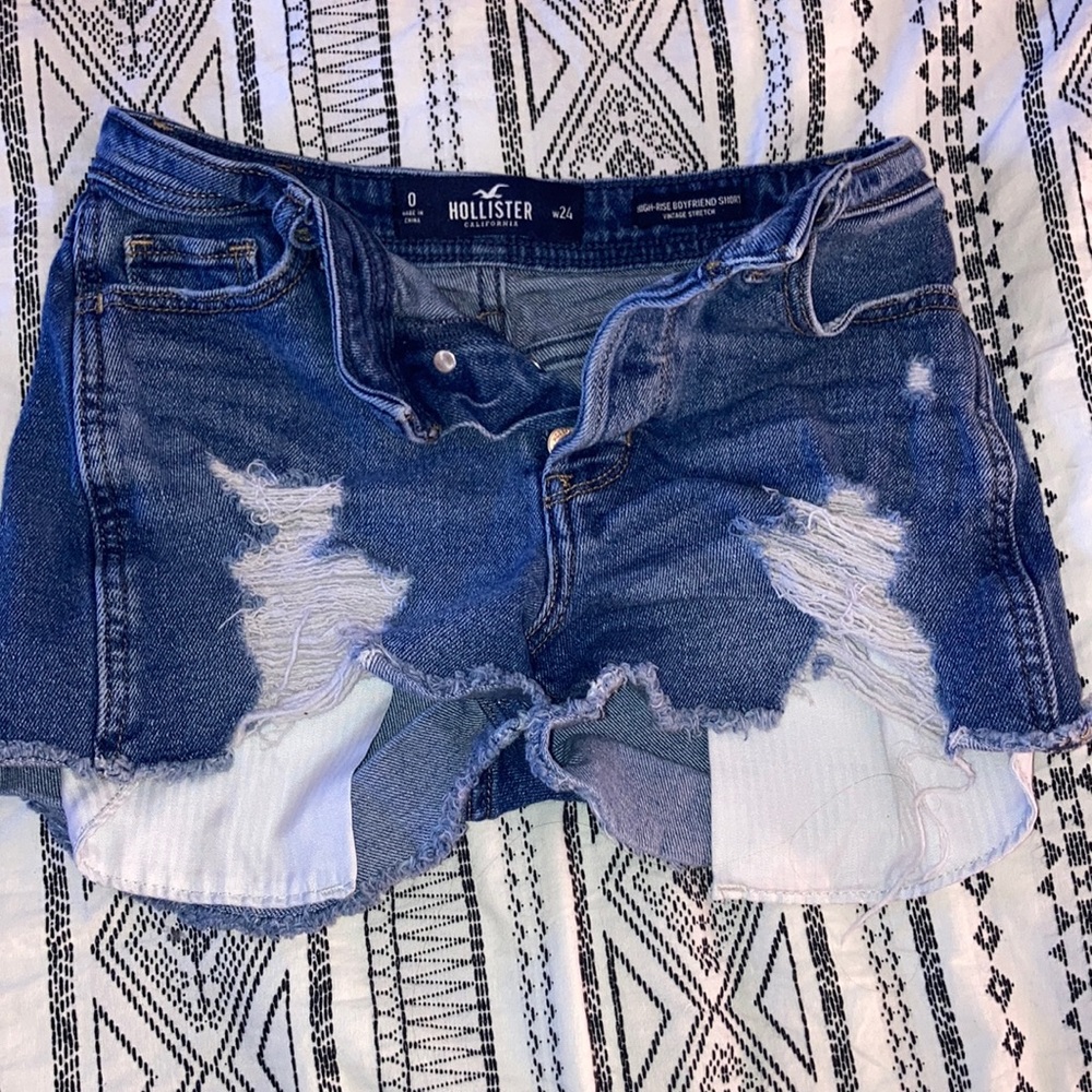 Hollister High-Rise Boyfriend Shorts - size 0
